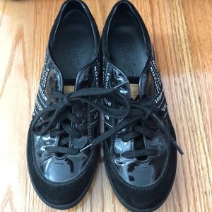 Louis Vuitton sneakers used